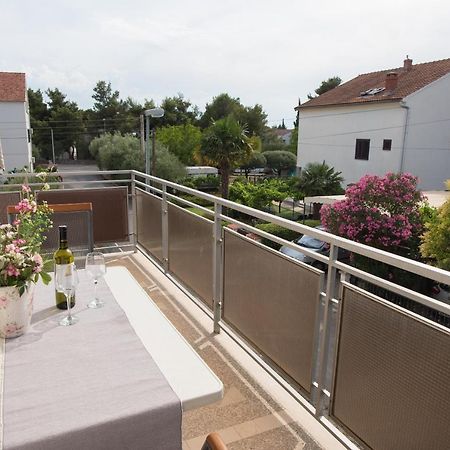 Topic Apartments Vodice Esterno foto