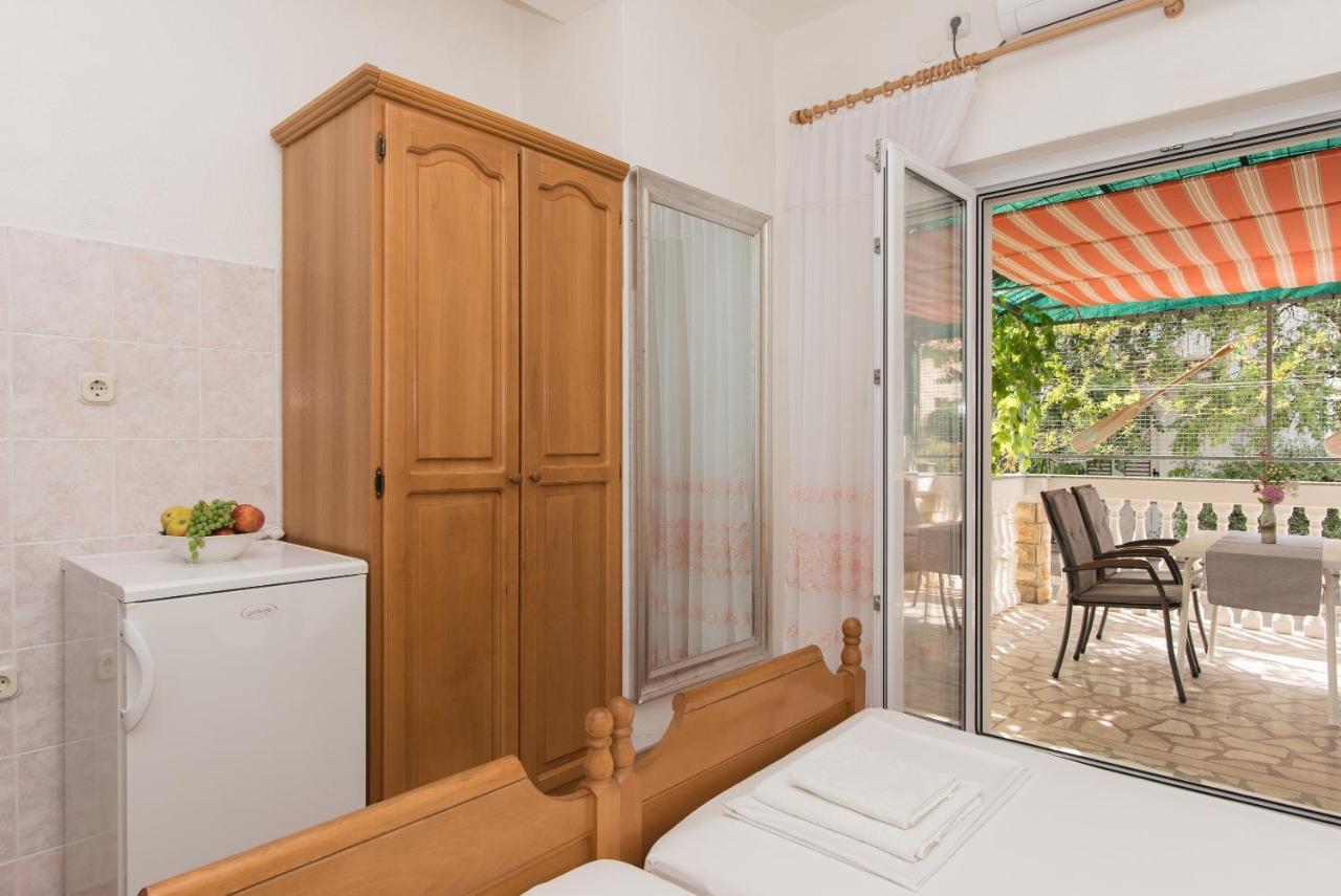 Topic Apartments Vodice Esterno foto