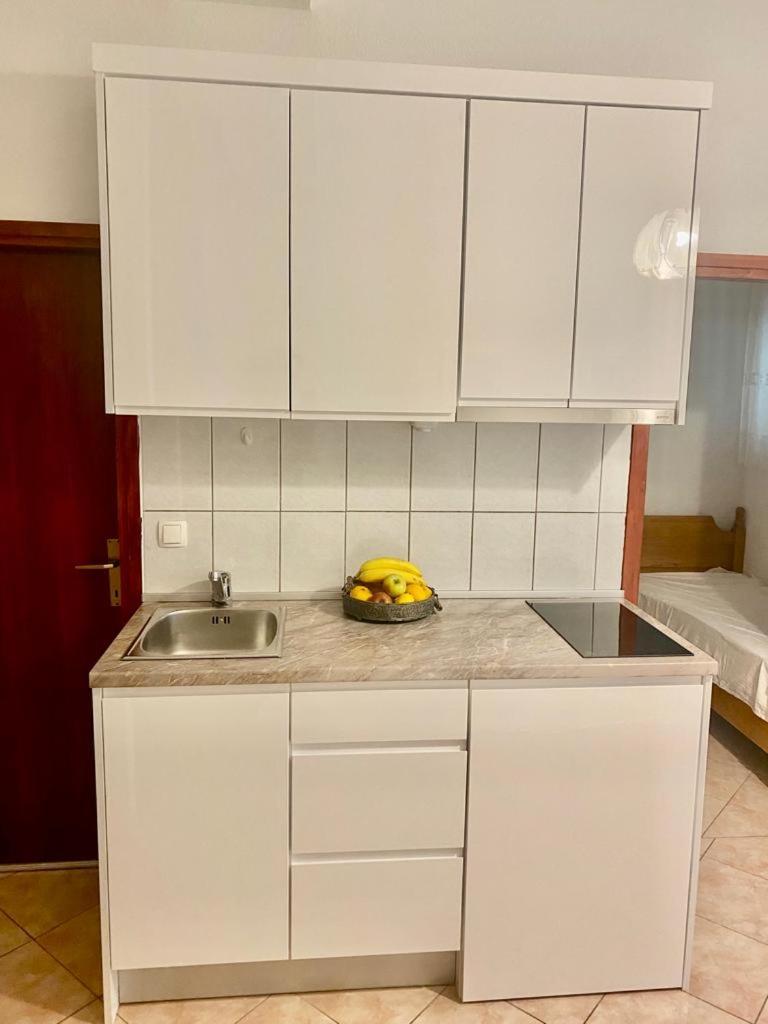 Topic Apartments Vodice Esterno foto